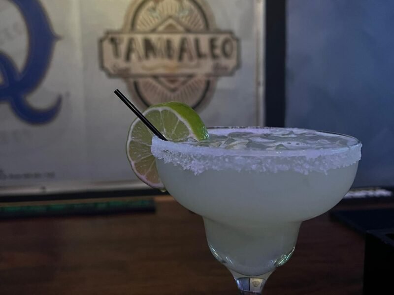 TAMBALEO SPOT BAR
