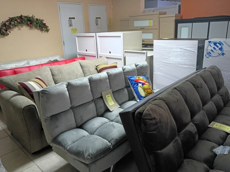 Muebleria Columbia Inc.