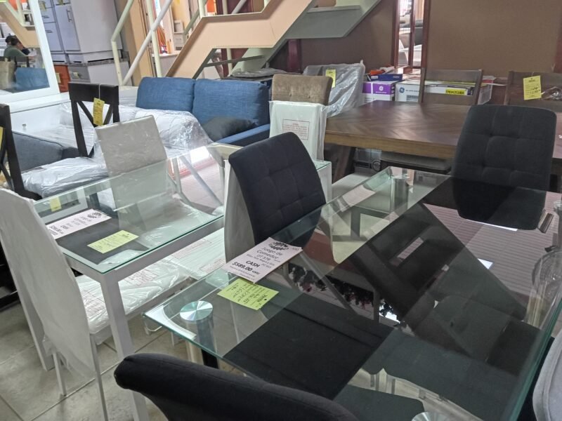 Muebleria Columbia Inc.